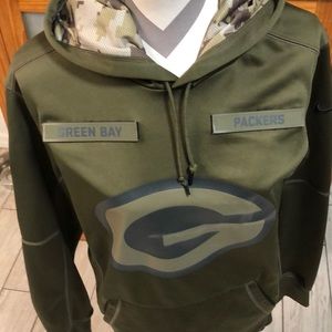 Green Bay Packers hoodie.